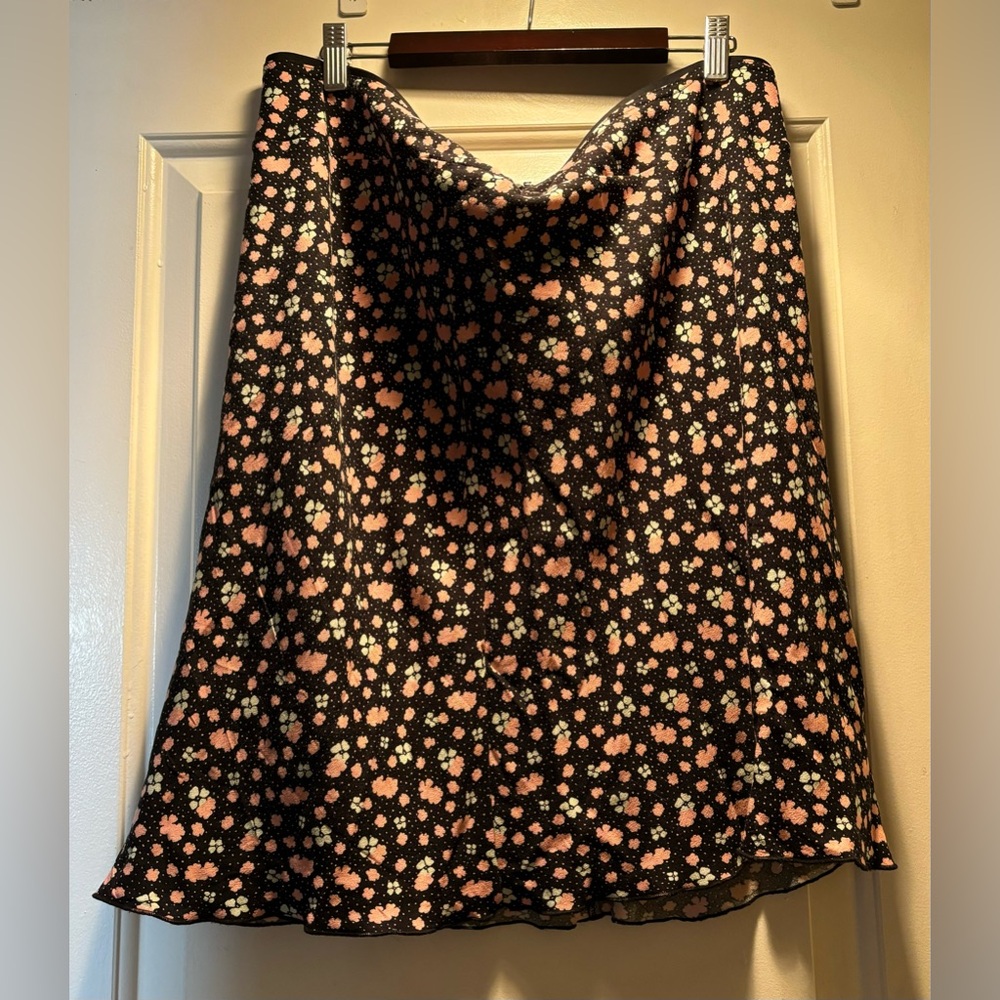 XL floral skirt